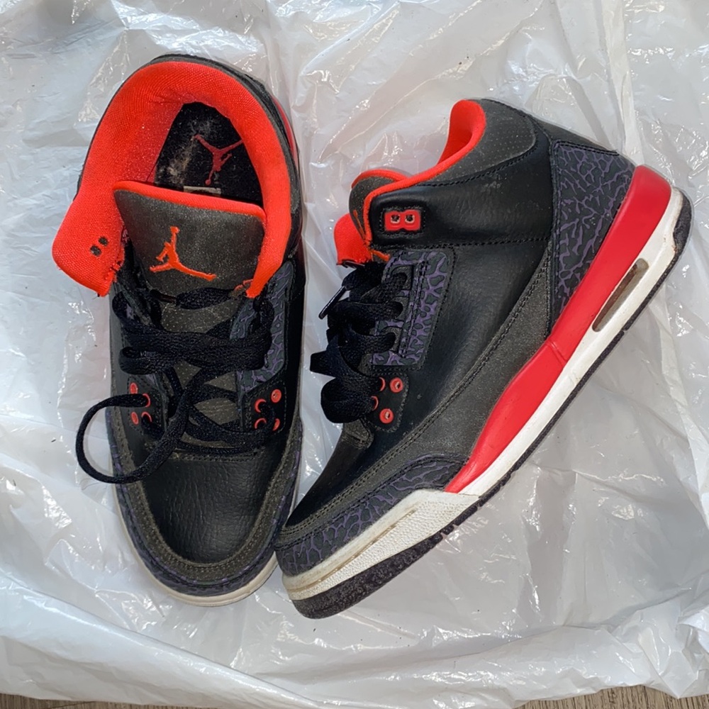 Jordan
6Y - Picture 2 of 4